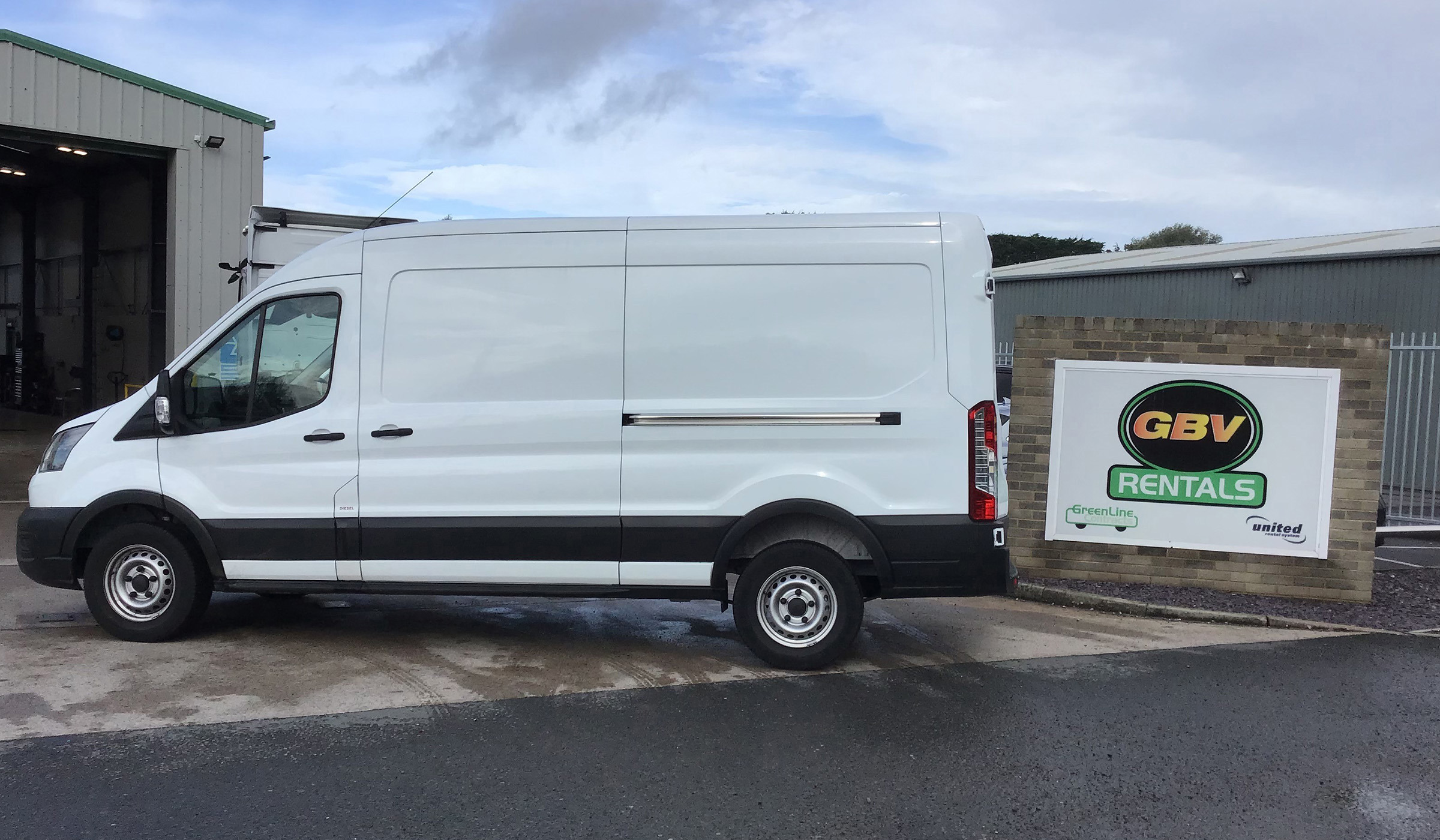 Standard MWB high roof panel van
